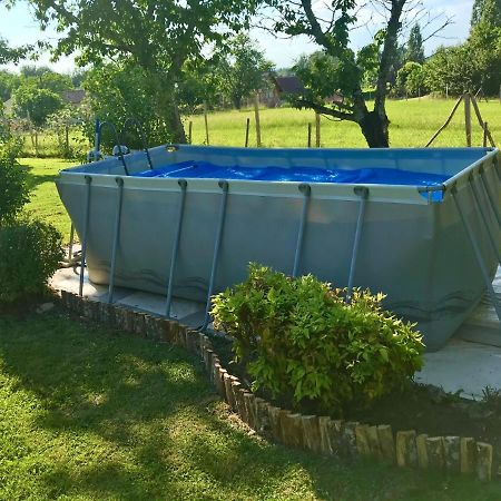 Les Petits Self Contained 2 Bedroom Apartment Molieres (Dordogne) المظهر الخارجي الصورة