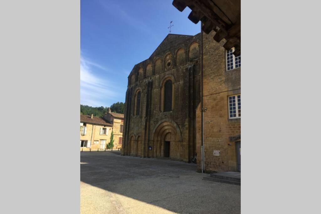 Les Petits Self Contained 2 Bedroom Apartment Molieres (Dordogne) المظهر الخارجي الصورة