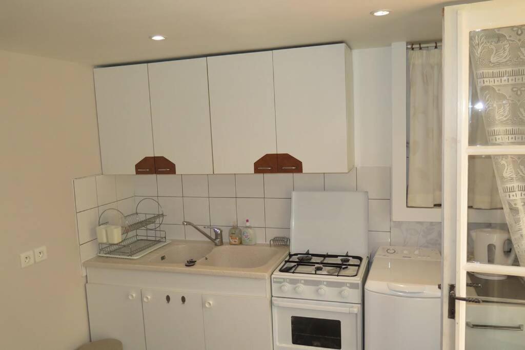 Les Petits Self Contained 2 Bedroom Apartment Molieres (Dordogne) المظهر الخارجي الصورة